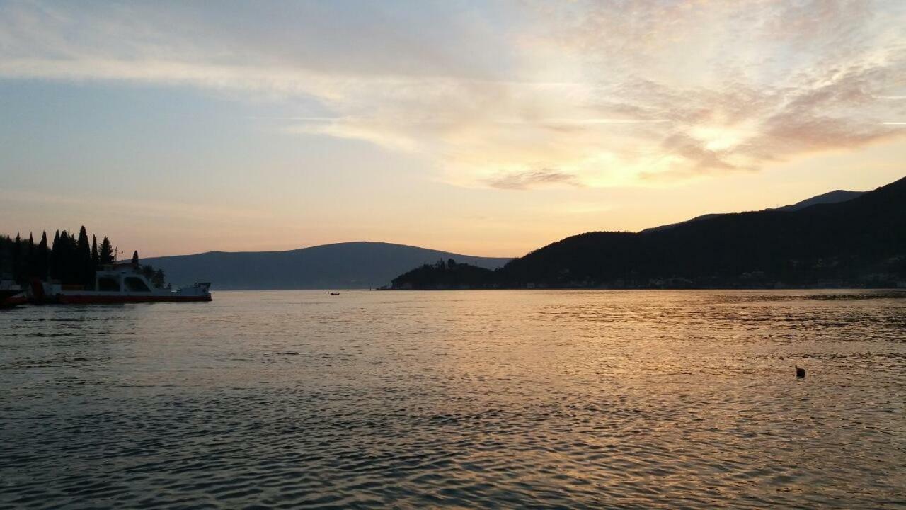 House By The Sea Villa Tivat Kültér fotó